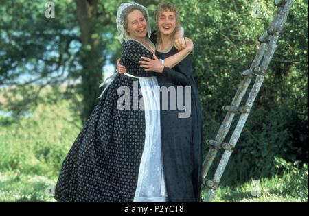 Original Film Titel: SINN UND SINNLICHKEIT. Englischer Titel: SINN UND SINNLICHKEIT. Regisseur: Ang Lee. Jahr: 1995. Stars: Kate Winslet; GEMMA JONES. Quelle: COLUMBIA TRISTAR/Album Stockfoto