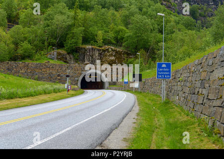 Laerdal Tunnel in Norwegen - der längste Straßentunnel der Welt, es ist 24,5 km lang. Stockfoto