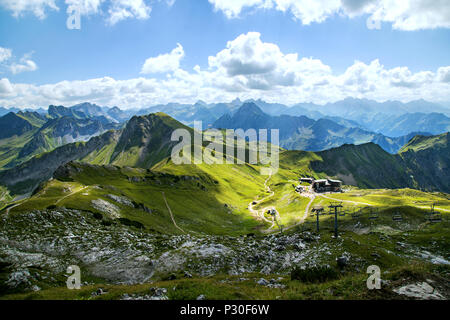 Oberstdorf, Deutschland, Blick vom Nebelhorn über die Alpen Stockfoto