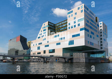 Amsterdam, Niederlande - 7. Mai 2014 - Der Palast der Justiz Gebäude in Amsterdam. Dieses modern gestaltete Komplex wurde von Claus en Kaan Ar Stockfoto