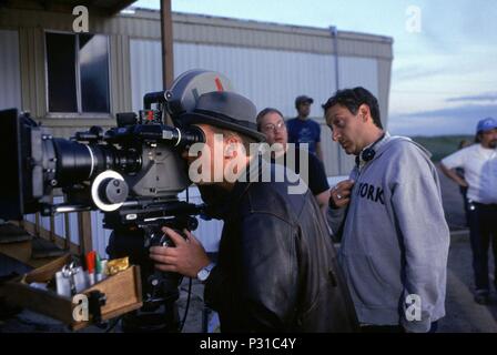 Original Filmtitel: das Laramie Projekt. Englischer Titel: The Laramie Project. Regisseur: Moises Kaufman. Jahr: 2002. Stars: Moises Kaufman. Credit: CANE/GABAY PRODUKTIONEN/gute Maschine/HOME BOX OFFICE/Album Stockfoto