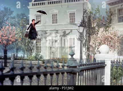 Original Film Titel: MARY POPPINS. Englischer Titel: MARY POPPINS. Regisseur: Robert Stevenson. Jahr: 1964. Stars: Julie Andrews. Credit: WALT DISNEY PRODUCTIONS/Album Stockfoto