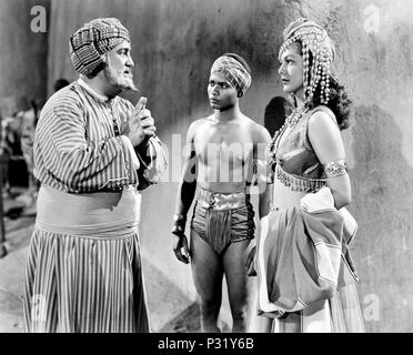 Original Film Titel: Arabische Nächte. Englischer Titel: Arabische Nächte. Regisseur: John RAWLINS. Jahr: 1942. Stars: MARIA MONTEZ; SABU. Quelle: UNIVERSAL PICTURES/Album Stockfoto