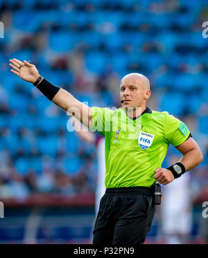 Moskau, Russland. 16. Juni 2018. Schiedsrichter Szymon Marciniak (Polen) GES/fussball/Wm 2018 Russland: Argentinien - Island, 16.06.2018 GES/fussball/fussball/WM 2018 Russland: Argentinien gegen Island, Stadt, Juni 16, 2018 | Verwendung der weltweiten Kredit: dpa/Alamy leben Nachrichten Stockfoto
