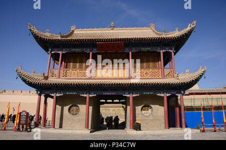 Ming Dynastie wachen Reenactment in Jiayuguan Fort am Jiayu Pass, Jiayuguan, Gansu, China Stockfoto