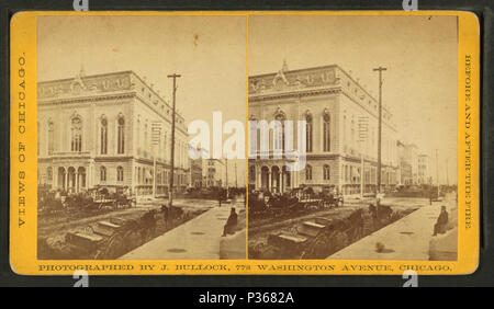 . Handelskammer. Alternative Titel: Blick auf Chicago. Vor und nach dem Brand. Abdeckung: 1865?-1885?. Quelle Impressum: 1865?-1885?. Digitale Element veröffentlicht 3-9 2006; 2-12-2009 aktualisiert. 61 Handelskammer, durch J. Bullock Stockfoto