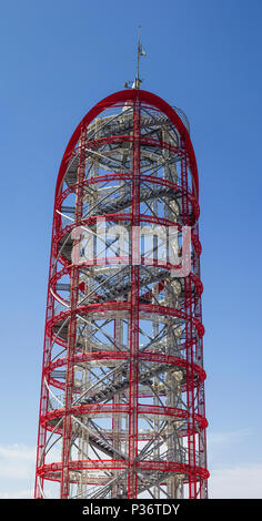 Harte Metall bunte radar Turm in der Nähe von Meer in Izmir in der Türkei Stockfoto