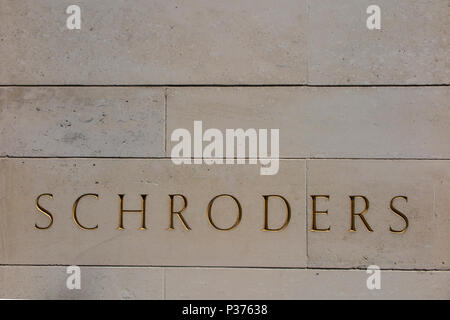 Schroders Fondsmanager, die Büros der berühmte Fund Management Company in Gresham Street, London Stockfoto