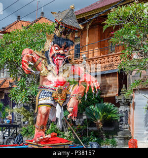 Ogoh-Ogoh, demon Statue für Ngrupuk Parade am Vorabend des nyepi Tag durchgeführt hat. Stockfoto