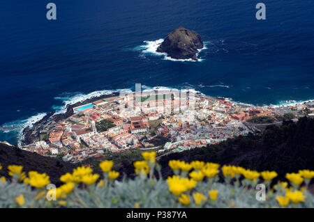 Gijon, Spanien, Blick auf Garachico und Roque de Garachico Stockfoto