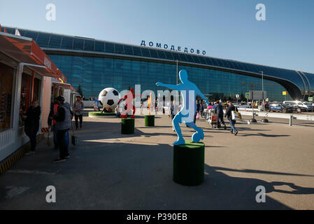 Eine allgemeine Ansicht der Flughafen Moskau Domodedovo am 17. Juni 2018 in Moskau, Russland. (Foto von Daniel Chesterton/phcimages.com) Stockfoto