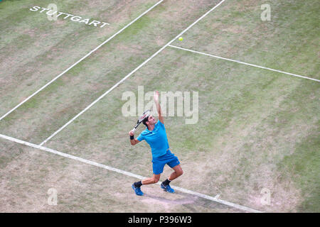 Stuttgart, Deutschland. 16 Juni, 2018. Stuttgart, 11. -17. Juni 2018: Mercedes Cup - Stuttgart - 2018 Roger Federer (SUI) vs Nick Kyrgios (AUS) // Roger Federer (SUI) handeln. Einzelnes Bild. Ausschneiden. | Verwendung der weltweiten Kredit: dpa/Alamy leben Nachrichten Stockfoto
