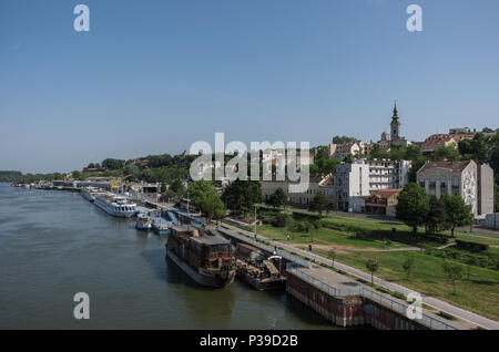 Belgrad, Serbien - April 30, 2018: die schöne Aussicht auf das historische Zentrum von Belgrad am Ufer der Sava, Serbien Stockfoto