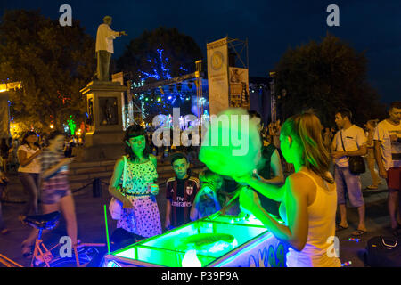 Odessa, Ukraine, Verkauf von Zuckerwatte Stockfoto