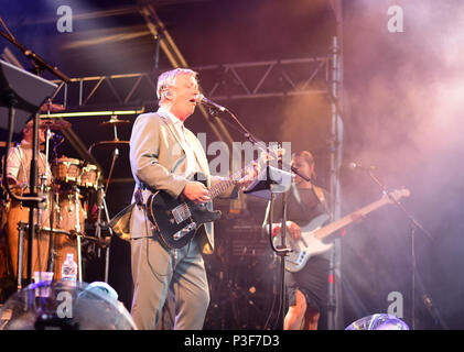 Squeeze rock Badewanne. England - Pub im Park Festival, Juni 2018 Stockfoto
