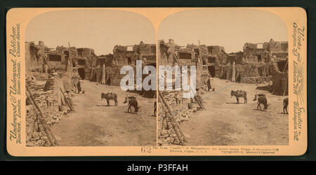 318 Der Plaza, "Pueblo" von Mishonginovi, das zweitgrößte Dorf auf der Klippe Städter, Arizona, USA, von Underwood&amp; Underwood Stockfoto