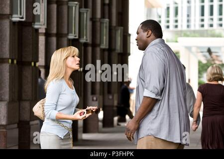 Original Film Titel: DER BLINDE SEITE. Englischer Titel: DER BLINDE SEITE. Regisseur: John Lee Hancock. Jahr: 2009. Stars: SANDRA BULLOCK, QUINTON AARON. Quelle: ALCON ENTERTAINMENT/Album Stockfoto