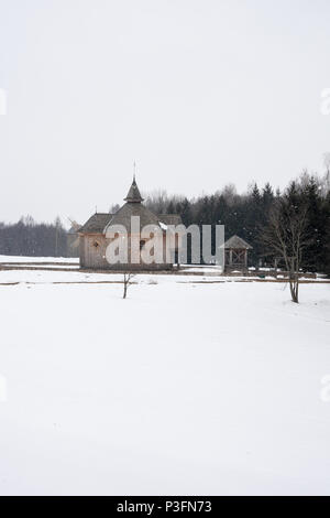 Das Weißrussische Staatliche Museum für Volksarchitektur und bäuerliche Leben der Belarussischen Staatlichen Museum für Volksarchitektur und bäuerliche Leben, Belarus. Stockfoto