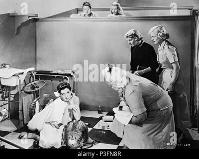 Original Film Titel: EINE FRAU VON UNTERSCHIEDEN. Englischer Titel: EINE FRAU VON UNTERSCHIEDEN. Regisseur: EDWARD BUZZELL. Jahr: 1950. Stars: Rosalind Russell. Quelle: Columbia Pictures/Album Stockfoto