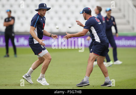 Englands David Willey während einer Netze Sitzung in Trent Bridge, Nottingham. Stockfoto