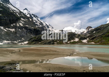 Gletschersee, Großglockner und Gletscher Pasterze, Nationalpark Hohe Tauern, Kärnten, Österreich | Gletschersee, Großglockner und Pasterz Stockfoto