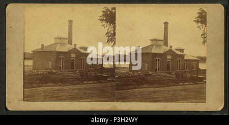 . Blick auf das Gebäude von der Straße aus. Alternative Titel: Blick auf die Holly Water Works in Bangor, Maine. 1. Abdeckung: 1869?-1882?. Digitale Element veröffentlicht; aktualisierte 2-12-2009. 365 Blick auf das Gebäude von der Straße, von Frank A. Morrill Stockfoto