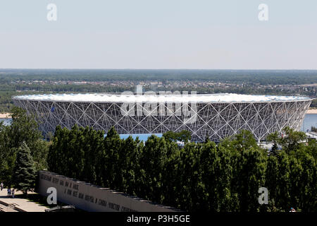 Wolgograd, Russland. 18 Jun, 2018. Eine allgemeine Ansicht von Wolgograd Arena vor dem 2018 FIFA World Cup Gruppe G Match zwischen Tunesien und England in Wolgograd Arena am 18. Juni 2018 in Wolgograd, Russland. (Foto von Daniel Chesterton/phcimages.com) Credit: PHC Images/Alamy leben Nachrichten Stockfoto
