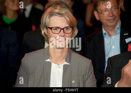Hannover, Deutschland. 11 Juni, 2018. Anja KARLICZEK, Bundesminister für Bildung, Eröffnung, Willkommen bei Nacht, Internationale CeBIT in Hannover, am 11.06.2018. | Verwendung der weltweiten Kredit: dpa/Alamy leben Nachrichten Stockfoto