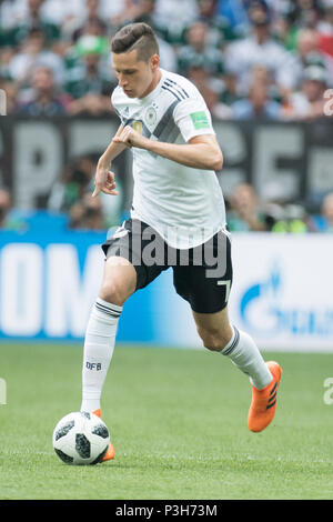 Julian Draxler (GER) mit Kugel, Single Action mit Kugel, Aktion, vollständige Abbildung, Porträt, Deutschland (GER) - Mexiko (MEX) 0:1, Vorrunde, Gruppe F, Spiel 11, am 17.06.2018 in Moskau; Fußball-WM 2018 in Russland vom 14.06. - 15.07.2018. | Verwendung weltweit Stockfoto