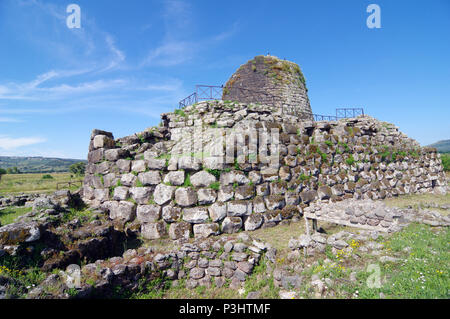 Prähistorische Festung Nuraghe Santu Antine, in der Nähe von Torralba, Sardinien, Italien Stockfoto