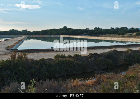 Sallt Verdunstung Teich in Ludo. Algarve, Portugal Stockfoto