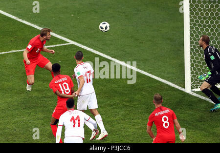 England's Harry Kane scores zweites Ziel seiner Seite des Spiels während der FIFA WM Gruppe G Gleiches an der Arena, Wolgograd Wolgograd. Stockfoto