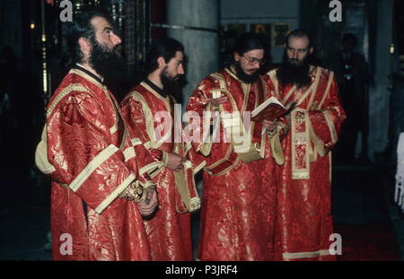 Autonome Mönchsrepublik Athos, Ostermesse im Kloster Kloster Xenofontos Stockfoto