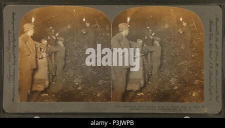 42 Brechen und Laden von Kohle in Minen nach einem Blast hat es unten geklopft, Scranton, PA, USA, von Robert N. Dennis Sammlung von stereoskopische Ansichten 2. Stockfoto