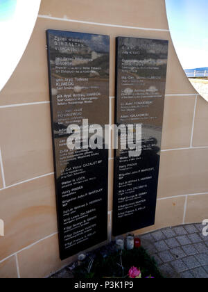 Memorial im Europa Punkt auf den Felsen von Gibraltar an den polnischen General Sikorski und seine Begleiter Stockfoto