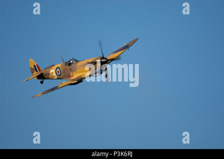 Spitfire LF Mk.IXe Shuttleworth Abend Airshow Juni 2018 Stockfoto