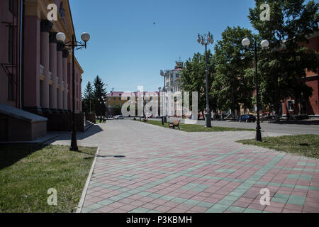 Alte Gebäude auf Gogol Straße. Ust-Kamenogorsk. Stockfoto