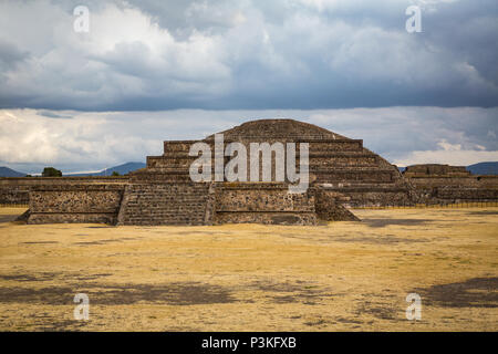 Alte aztek Pyramiden in Teotihucan Stockfoto