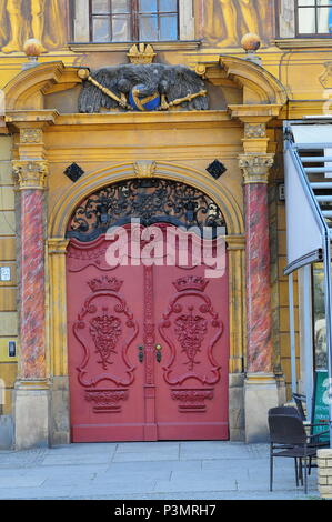 Wroclaw Marktplatz riesigen alten barocken Tür Stockfoto