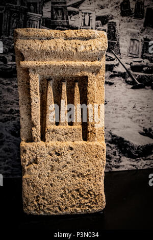 Italien Sardinien Cagliari Nationale Archäologische Museum Stele von Phönizischen punischen Nora Stockfoto