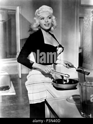 Original Filmtitel: DAS MÄDCHEN KANN ES NICHT LASSEN. Englischer Titel: DAS MÄDCHEN KANN ES NICHT LASSEN. Film Regie: Frank TASHLIN. Jahr: 1956. Stars: Jayne Mansfield. Quelle: 20th Century Fox/Album Stockfoto