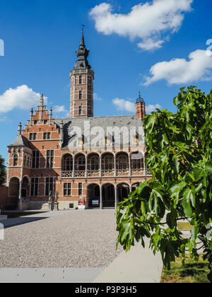 Der neu renovierte Museum Hof van Buysleyden Fokussierung auf burgundischen Hof Kultur, in Mechelen, Belgien Stockfoto