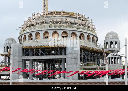 ISTANBUL, Türkei - 25. Mai: Neue Moschee in Taksim Square Istanbul Türkei am 25. Mai 2018 gebaut Stockfoto