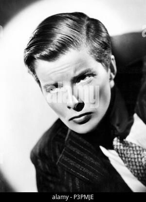 Original Film Titel: SYLVIA SCARLETT. Englischer Titel: SYLVIA SCARLETT. Regisseur: George Cukor. Jahr: 1935. Stars: Katharine Hepburn. Credit: RKO/Album Stockfoto