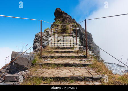 Treppe auf Pico Do Arieiro Madeira Portugal Stockfoto