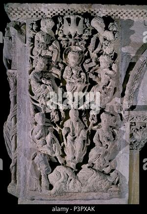 Entlasten DEL ARBOL DE JESE - ENTLASTEN SITUADO EN LA CARA SUR DEL MACHON CENTRO DEL CLAUSTRO UNTERLEGEN - SIGLO XII. Lage: MONASTERIO, Burgos, Spanien. Stockfoto