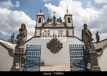 CONGONHAS, MG - 09.11.2015 - OBRAS ALEIJADINHO: Os Doze Profetas é um Conjunto de Esculturas em Pedra sabão feitas Entre 1794 ein 1804 Pelo artista Antônio Francisco Lisboa, conhecido como Aleijadinho, localizadas Keine município de Congonhas, Mais precisamente keine adro Santuário do Bom Jesus de Matosinhos em Minas Gerais. (Foto: Luis Blanco/Fotoarena) Stockfoto