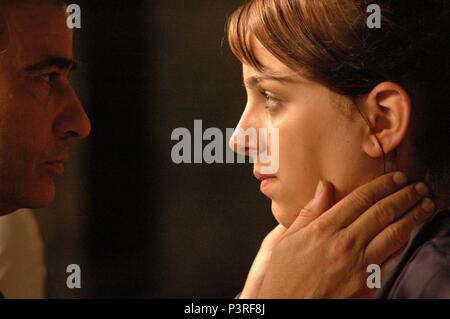 Original Film Titel: TRES DIES AMB LA FAMILIA. Englischer Titel: DREI TAGE MIT DER FAMILIE. Regisseur: MAR COLL. Jahr: 2009. Stars: EDUARD FERNANDEZ; DAFNIS BALDUZ. Credit: ESCANDALO FILME SL/INSTITUT CATALA DE LES INDUSTRIES CULTURA/Album Stockfoto