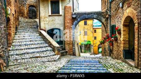 Alte Straßen der italienischen Dorf, Casperia, Rieti, Latium. Stockfoto