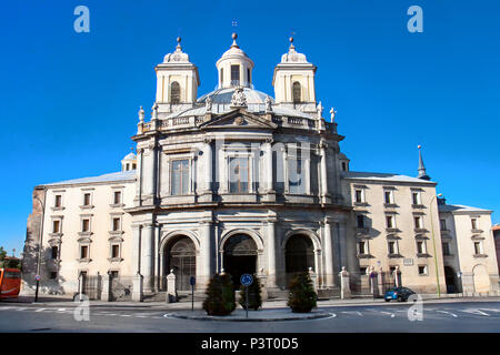 Blick auf die Kirche San Francisco El Grande in Madrid, Spanien Stockfoto